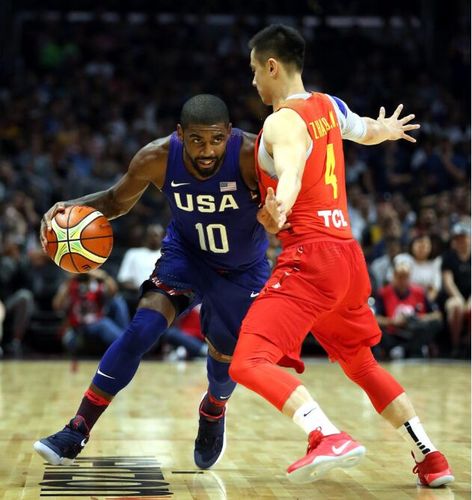 中国篮球vs美国篮球