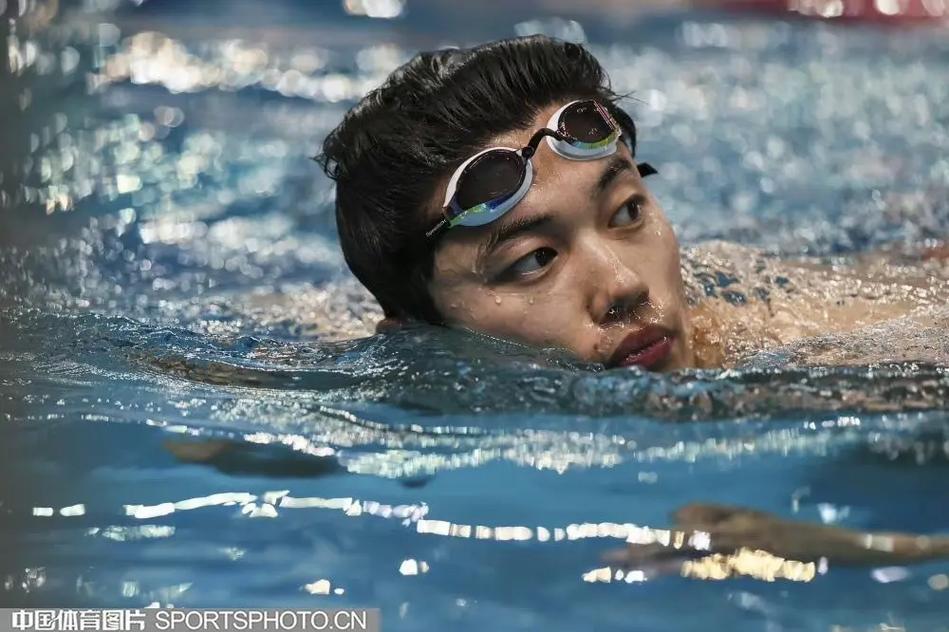 汪顺夺得200米混合泳冠军回放