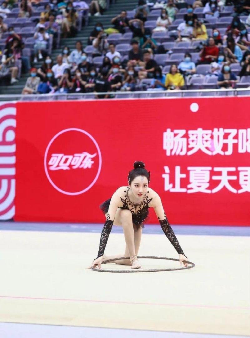 陈小纭女子艺术体操冠军